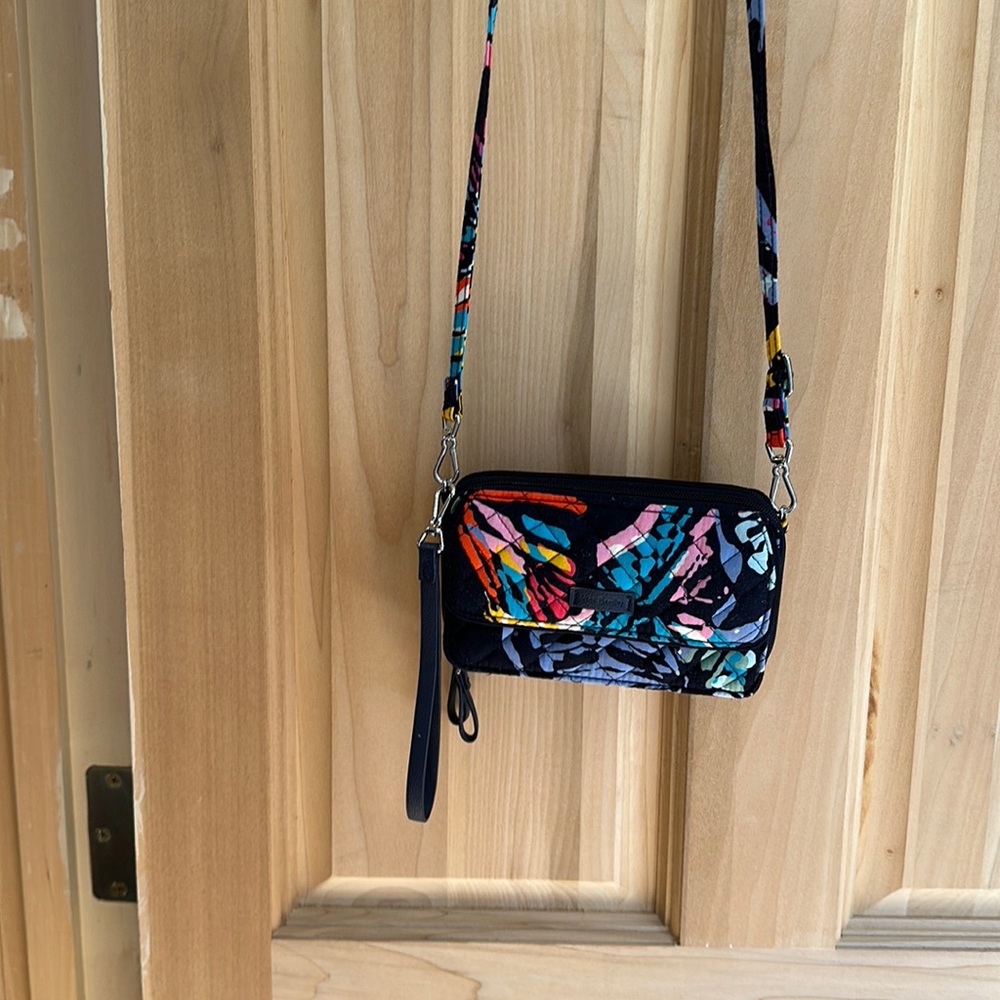Vera Bradley RFID Crossbody purse